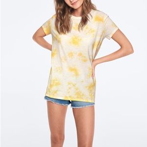 VS PINK PERFECT FIT CREW TEE